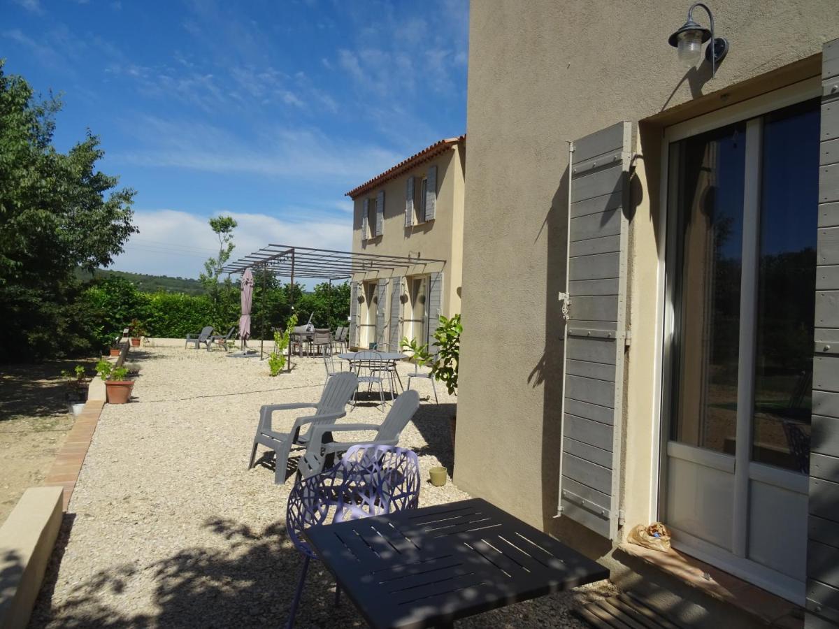 Campagne Ceres Bed & Breakfast Le Puy-Sainte-Reparade Exterior photo